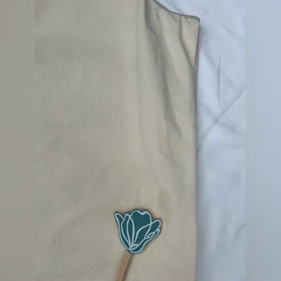 Madewell Women’s Relaxed Chino Pants - Color: Antique Cream - Size: 4 - Picture 15 of 16